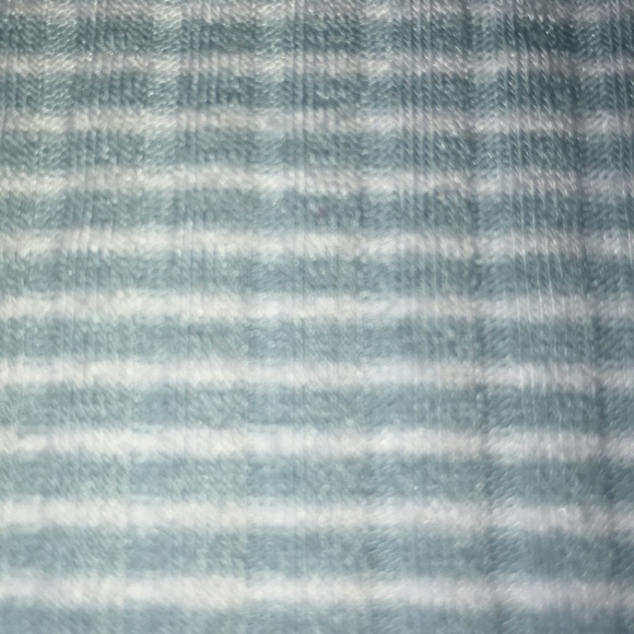 Shirt - Picture 4 of 4